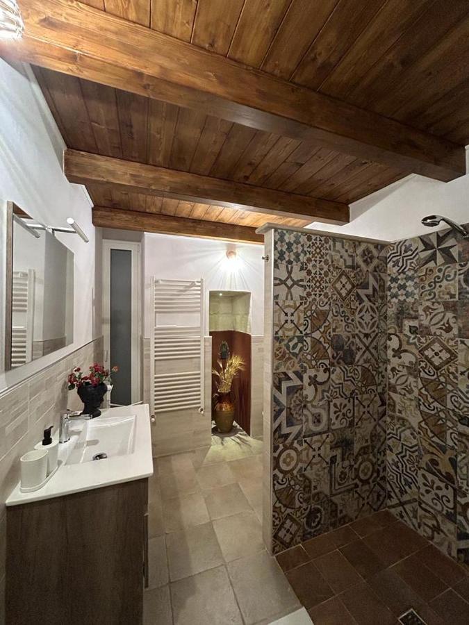 B&B Le Cuspidi Ginosa Esterno foto